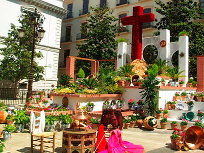 Dia de la Cruz. Cruces de Mayo