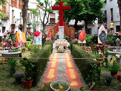 Dia de la Cruz. Cruces de Mayo